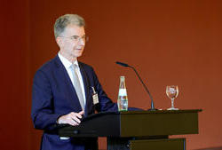 weiter zum Artikel